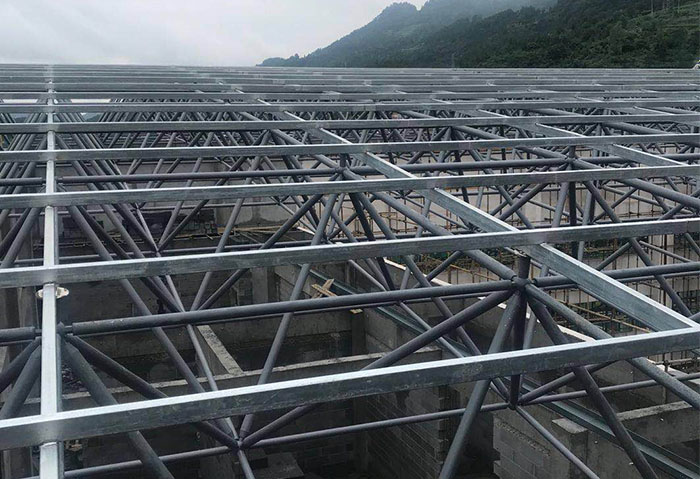 阳泉仁怀冠英学校艺体楼网架